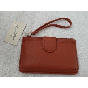 Universal Thread Women Purse Wallet Zip Closure Casual Color Brown Faux Leather